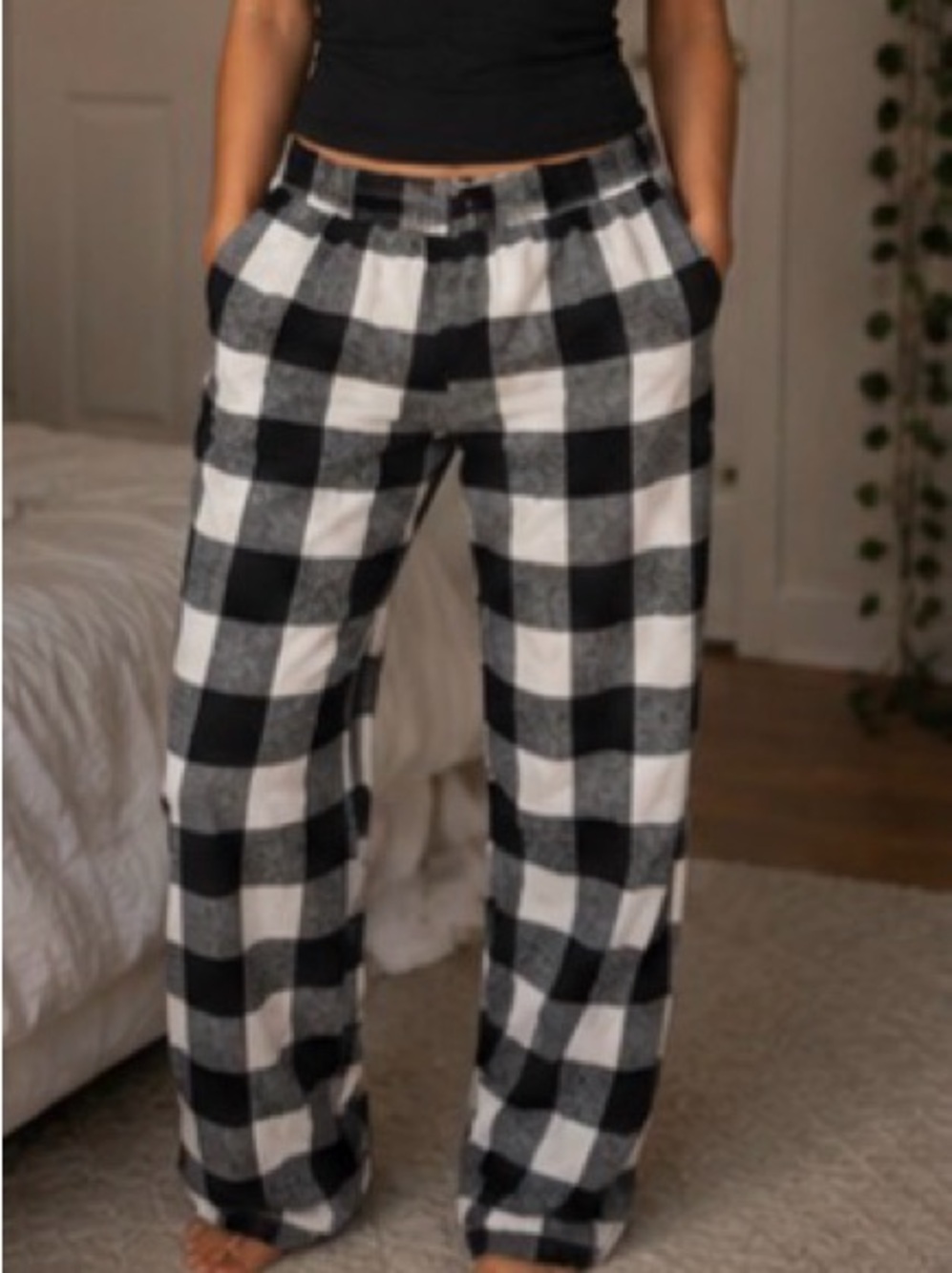 Womens Black & White Buffalo Plaid Elastic Waist Pajama Pants